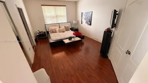7586 NW 113th Path Doral FL 33178