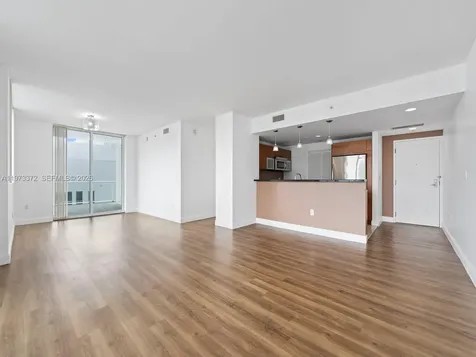 253 NE 2nd Street Miami FL 33132