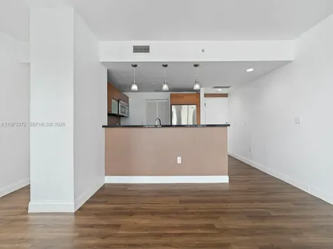 253 NE 2nd Street Miami FL 33132