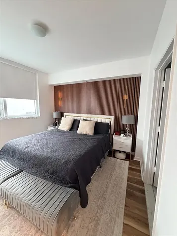 253 NE 2nd Street Miami FL 33132