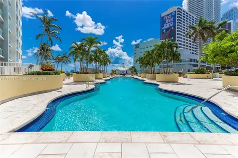 253 NE 2nd Street Miami FL 33132
