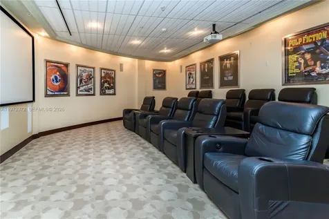 253 NE 2nd Street Miami FL 33132