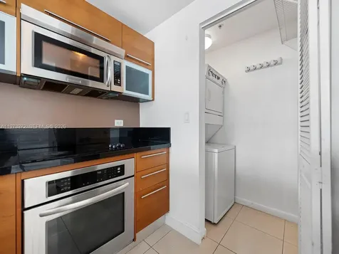 253 NE 2nd Street Miami FL 33132
