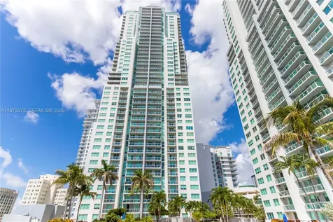 253 NE 2nd Street Miami FL 33132