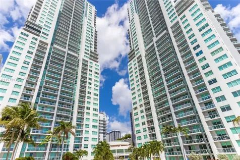253 NE 2nd Street Miami FL 33132