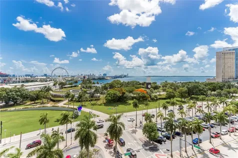 253 NE 2nd Street Miami FL 33132