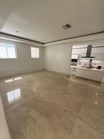 10942 NW 59th Street Doral FL 33178
