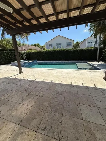10942 NW 59th Street Doral FL 33178