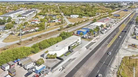 22790 S Dixie Highway Miami FL 33170