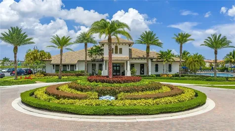 3400 W 92nd Place Hialeah FL 33018