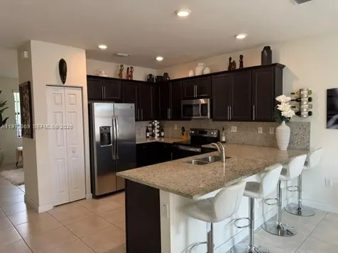 3400 W 92nd Place Hialeah FL 33018