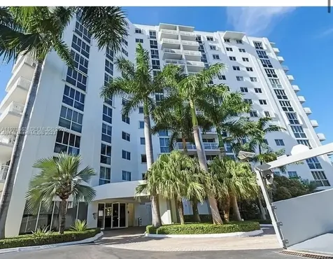 1688 West Avenue Miami Beach FL 33139