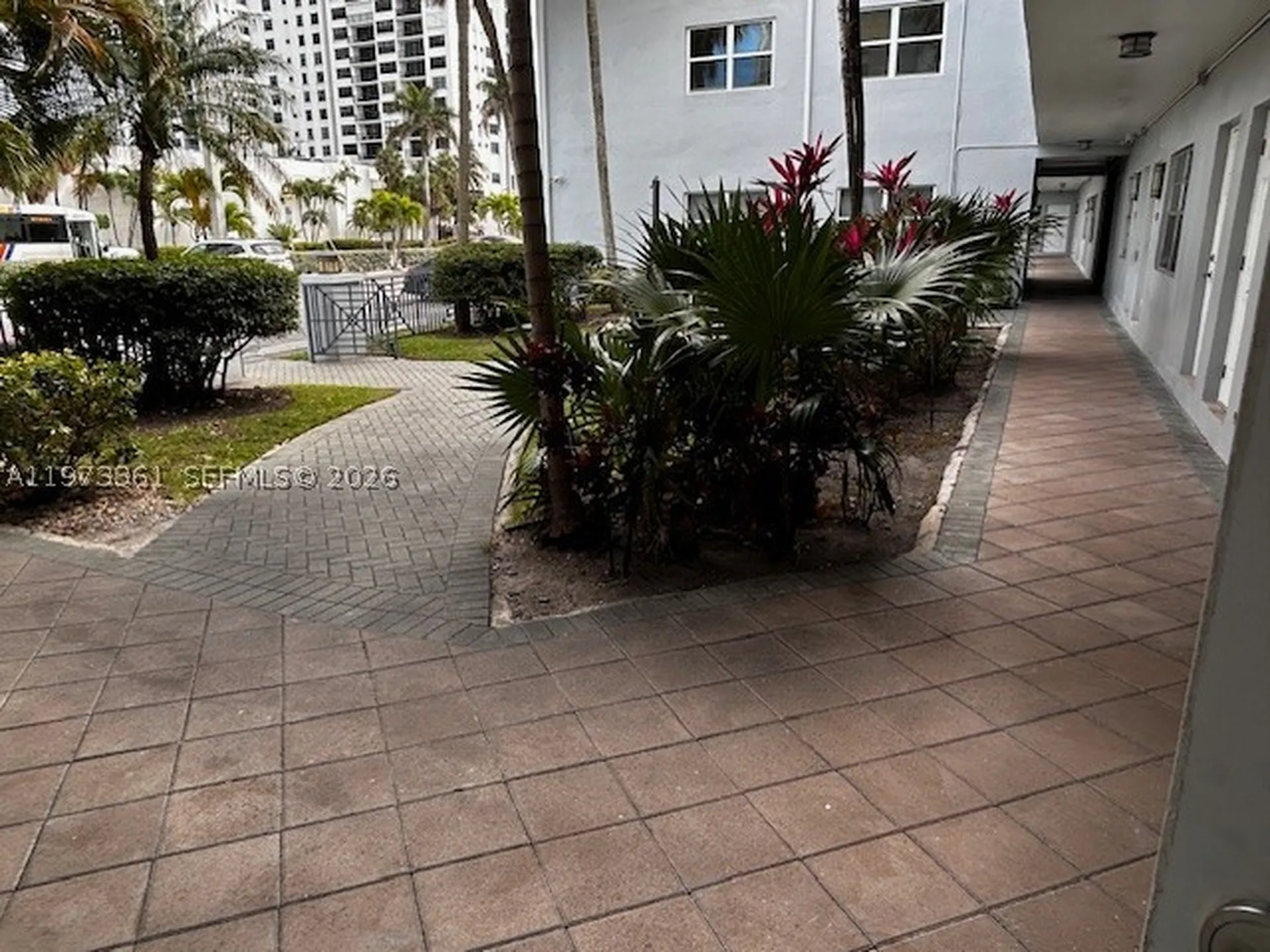 2200 S Ocean Drive Hollywood FL 33019