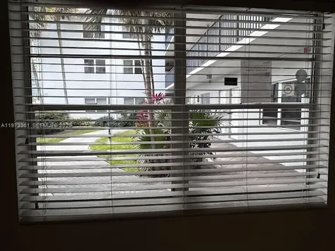 2200 S Ocean Drive Hollywood FL 33019