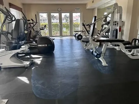 2200 S Ocean Drive Hollywood FL 33019