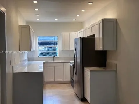 2200 S Ocean Drive Hollywood FL 33019