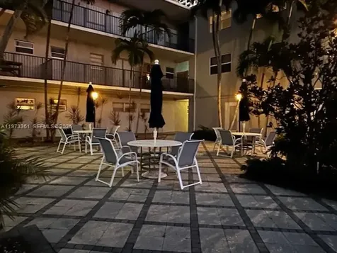 2200 S Ocean Drive Hollywood FL 33019