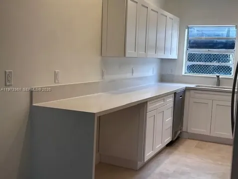 2200 S Ocean Drive Hollywood FL 33019
