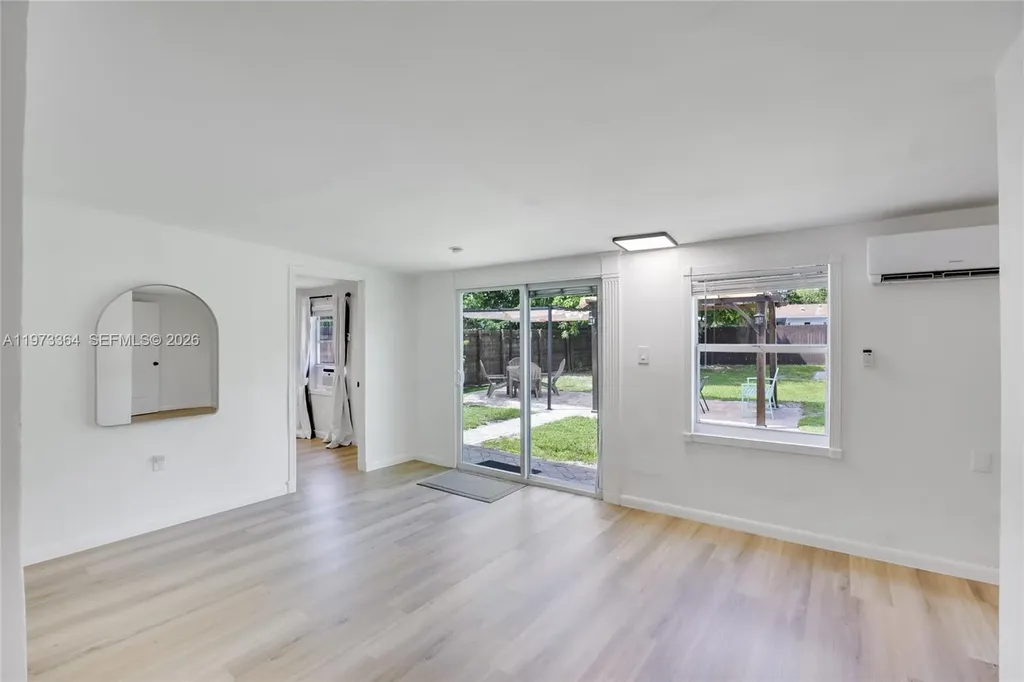 1529 NW 2nd Avenue Fort Lauderdale FL 33311