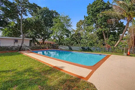 510 NW 105th Street Miami FL 33150