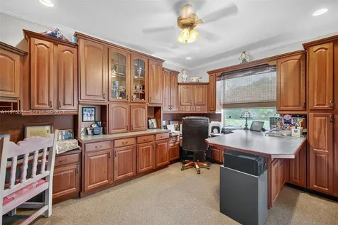 3792 Churchill Downs Drive Davie FL 33328
