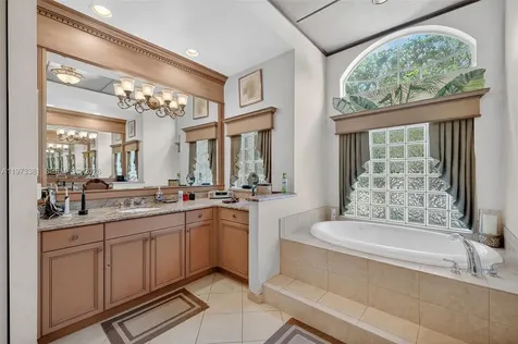 3792 Churchill Downs Drive Davie FL 33328