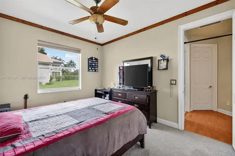 3792 Churchill Downs Drive Davie FL 33328