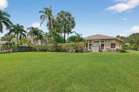 3792 Churchill Downs Drive Davie FL 33328