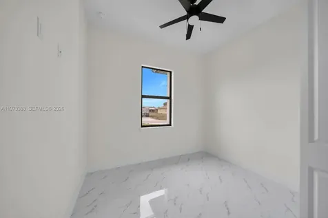 4003 10th Street SW Lehigh Acres FL 33976