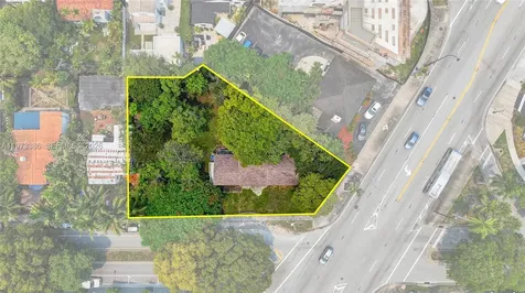 5800 Biscayne Boulevard Miami FL 33137