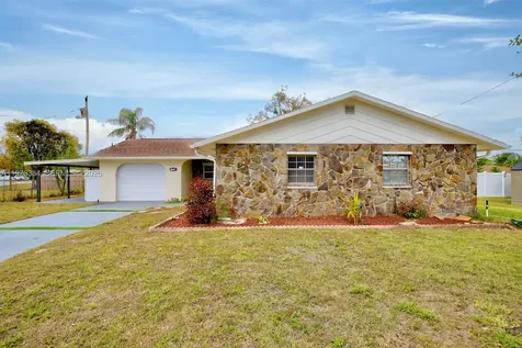 1718 Theon Street Sebring FL 33870