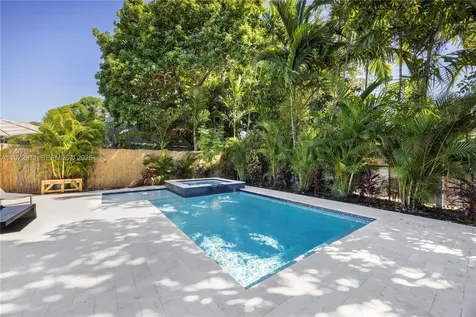 1860 SW 13th Street Miami FL 33145