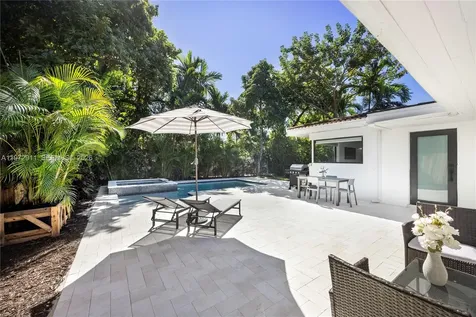 1860 SW 13th Street Miami FL 33145