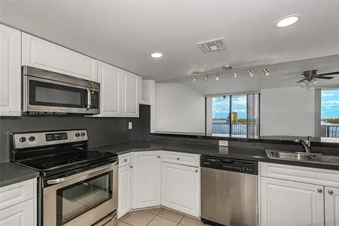 555 NE 15th Street Miami FL 33132