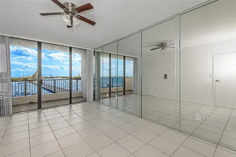 555 NE 15th Street Miami FL 33132