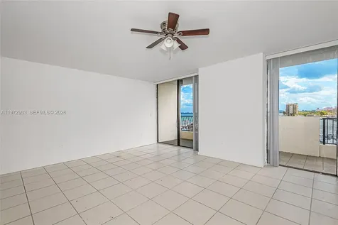 555 NE 15th Street Miami FL 33132
