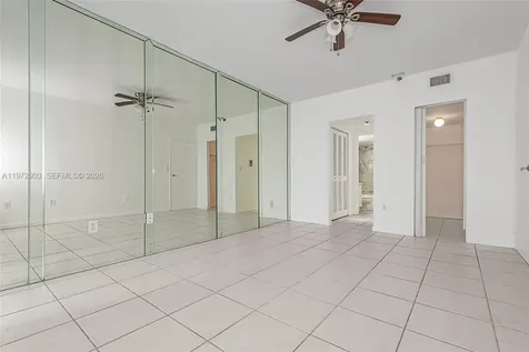 555 NE 15th Street Miami FL 33132