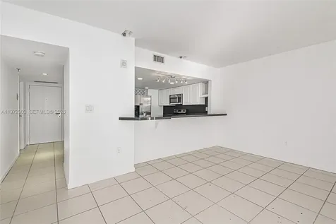 555 NE 15th Street Miami FL 33132