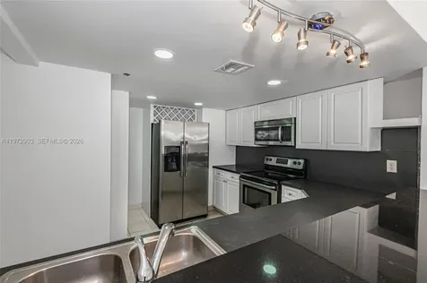555 NE 15th Street Miami FL 33132