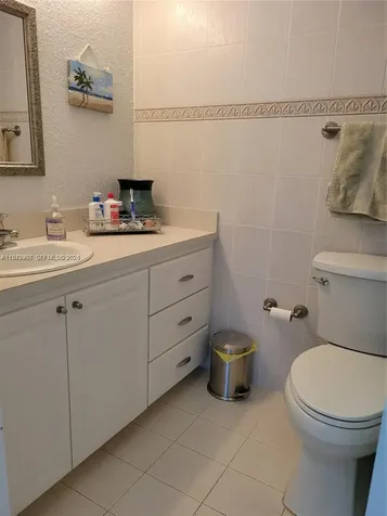2655 Collins Avenue Miami Beach FL 33140