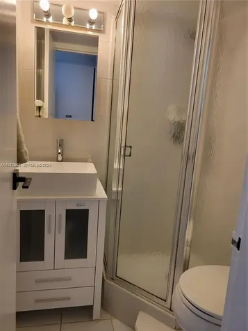 2655 Collins Avenue Miami Beach FL 33140