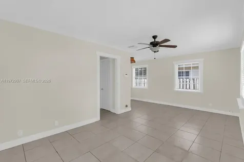 2118 Cleveland Street Hollywood FL 33020