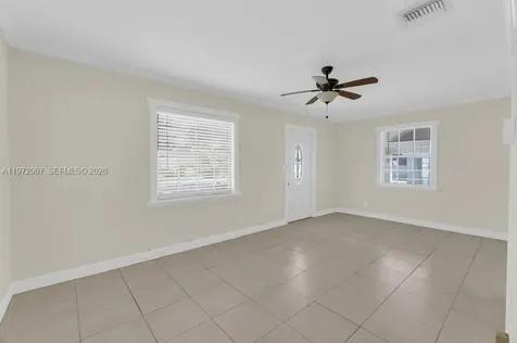 2118 Cleveland Street Hollywood FL 33020