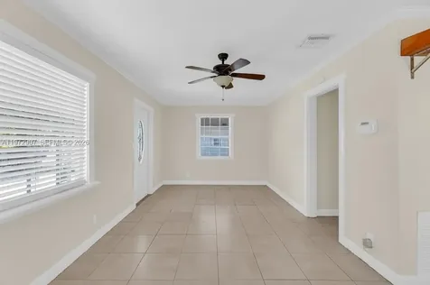 2118 Cleveland Street Hollywood FL 33020