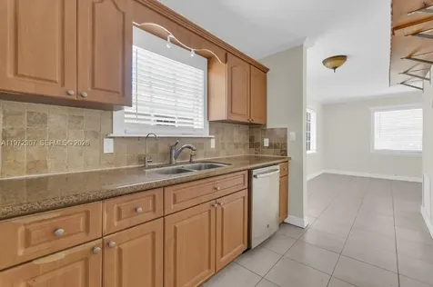 2118 Cleveland Street Hollywood FL 33020
