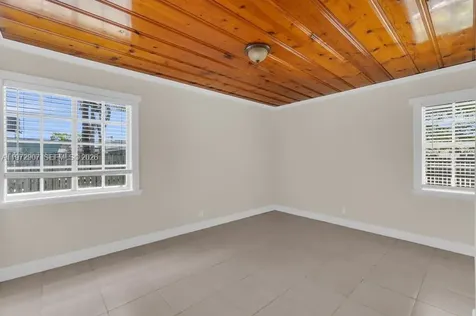 2118 Cleveland Street Hollywood FL 33020