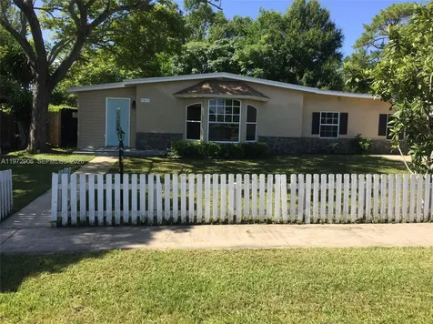 1467 Renton Deltona FL 32725