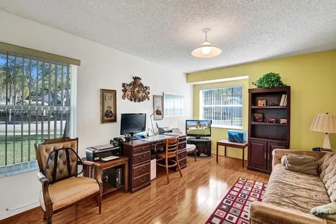 3151 Overlook Road Davie FL 33328