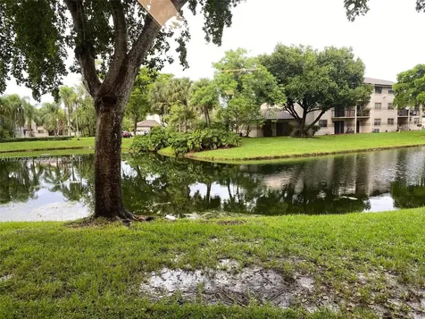 9981 Nob Hill Court Sunrise FL 33351