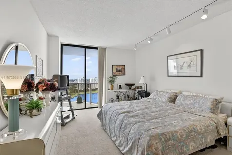 20281 E Country Club Drive Aventura FL 33180